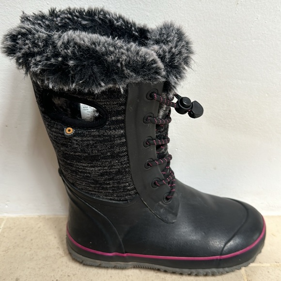 Bogs Arcata winter boot size 3Y - Picture 8 of 8